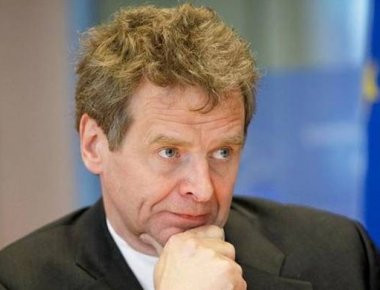 Π.Τόμσεν: Ενστάσεις μέχρι και την τελευταία στιγμή για ασφαλιστικό και εργασιακά